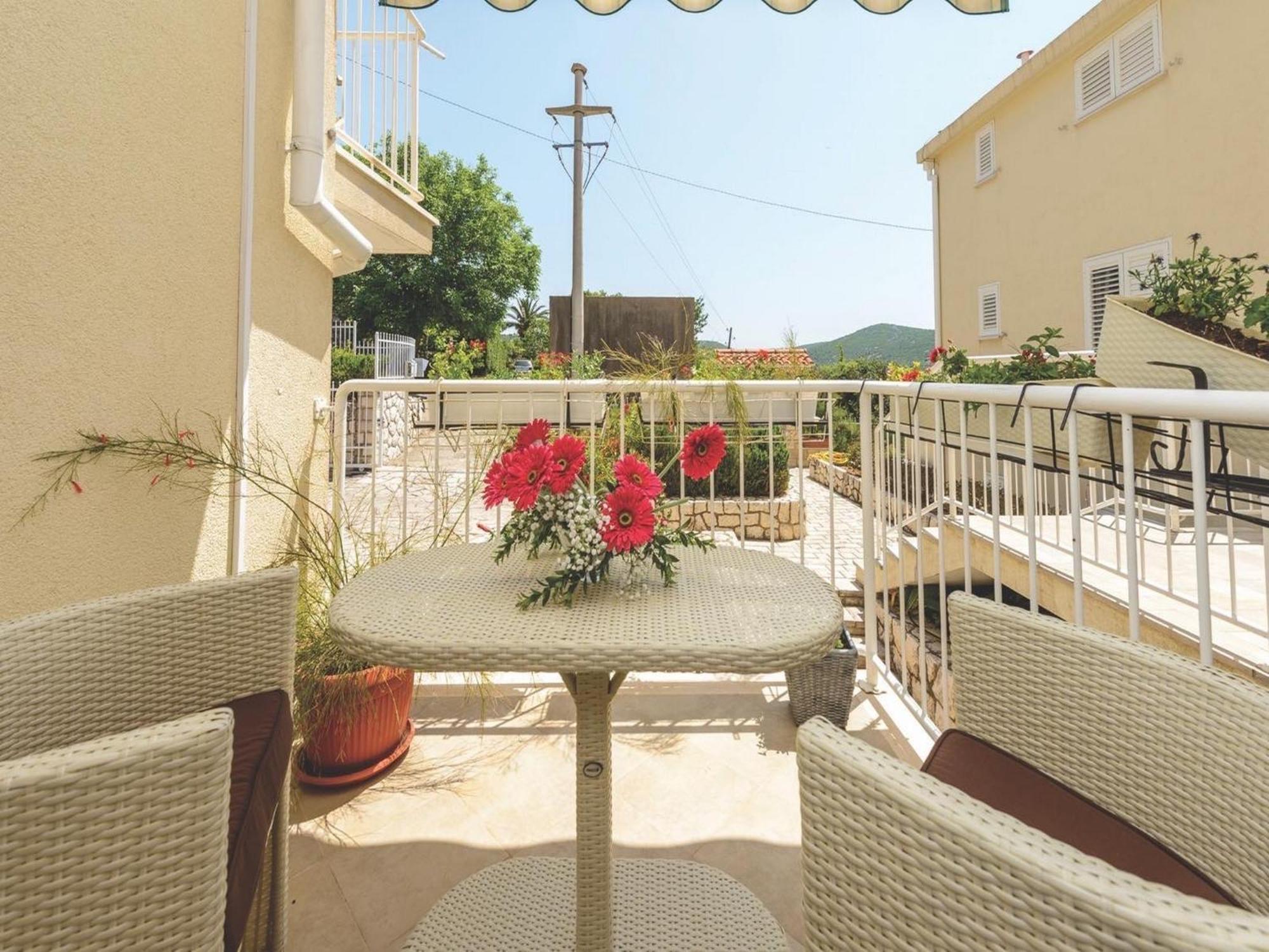 Apartment Viva La Vita 챠브타트 외부 사진